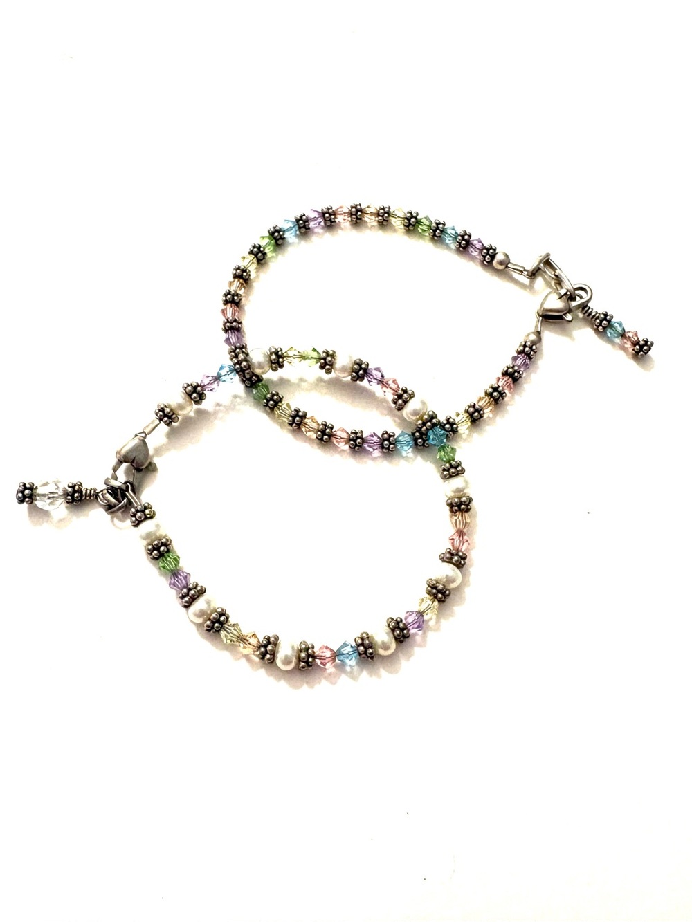 FASHION JEWELRY A Set of Two Boho Beaded Bracelets, multi color